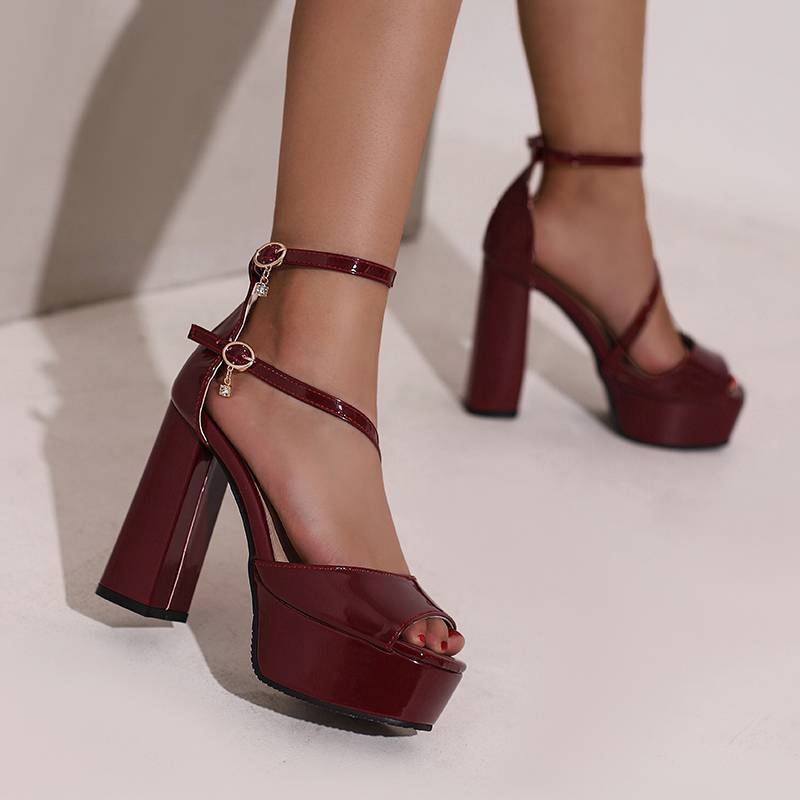 REAVE CAT Scarpe di marca Donn - Women Fashion Brand recensione e prezzo