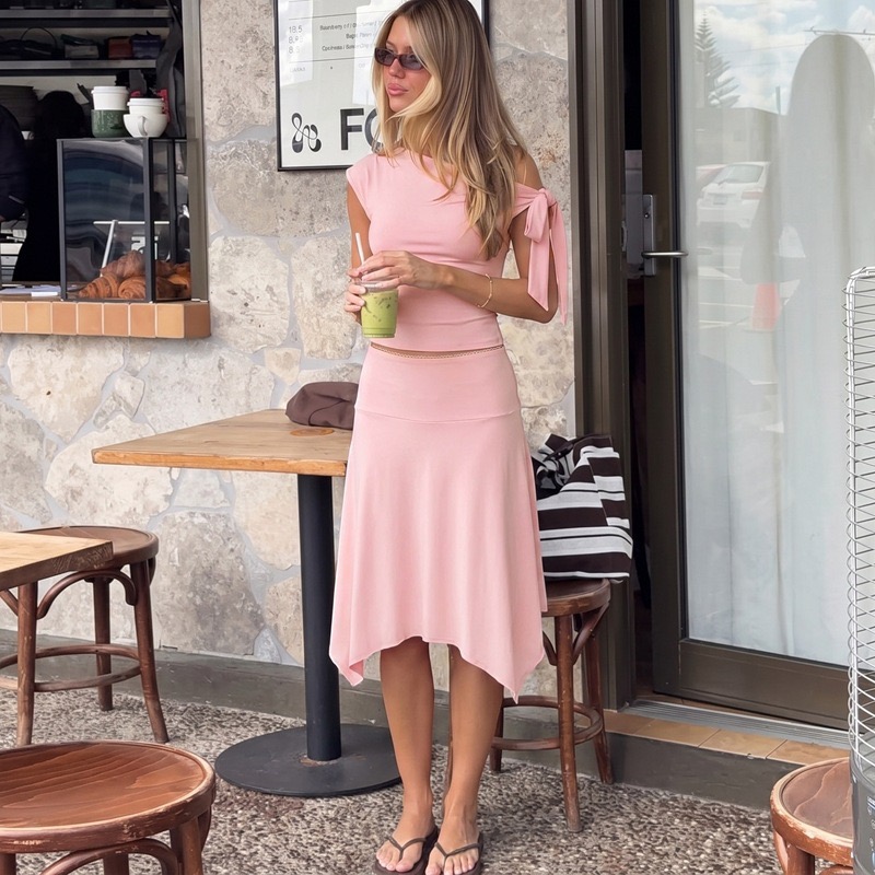 Completo da Donna a Due Pezzi: - Asymmetric Top Women recensione e prezzo