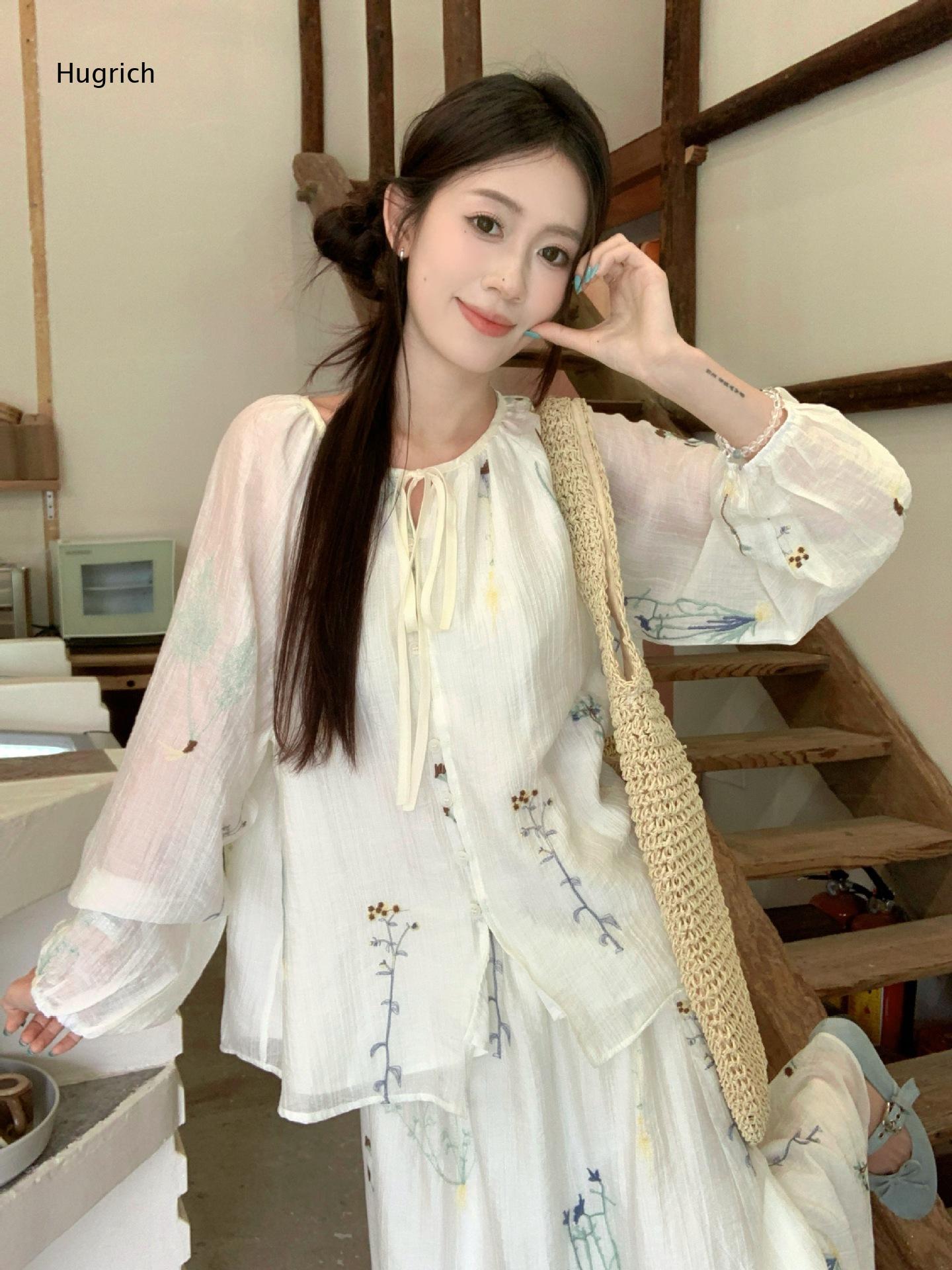 Completo due pezzi floreale bi - Puff Sleeve Blouse recensione e prezzo