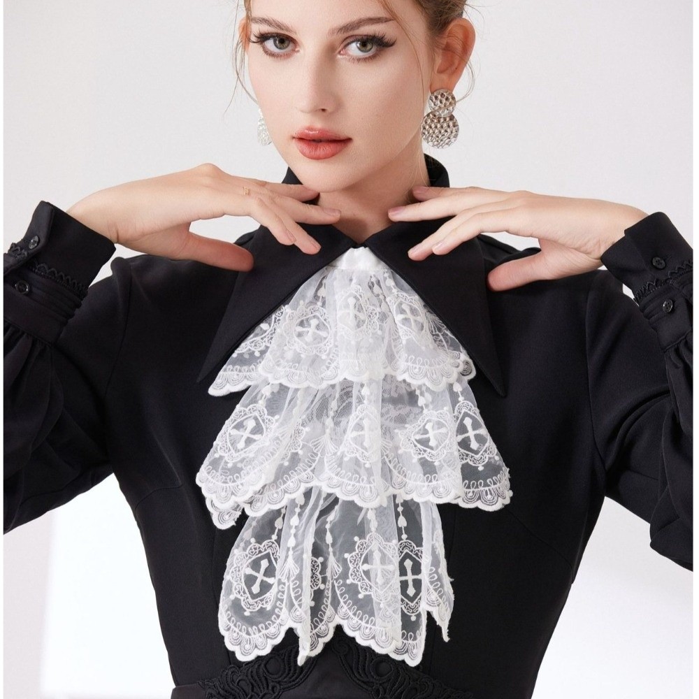 Collare Jabot in pizzo stile v - Women'S Fashion Victorian recensione e prezzo